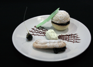 GHISLAIN MOUREAUX, LAURE?AT DE LA 12E?ME E?DITION DU GARGANTUA