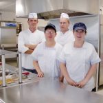 Tenues de travail : des vêtements fonctionnels, mais aussi vecteurs d’image