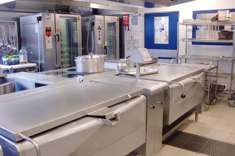Cuisine centrale scolaire à Paris 6ème : du matériel efficace dans une cuisine compacte