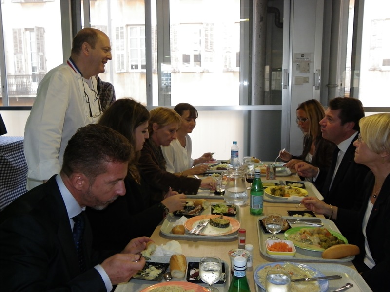 Une expérience culinaire unique pour les agents municipaux de Nice avec R2C