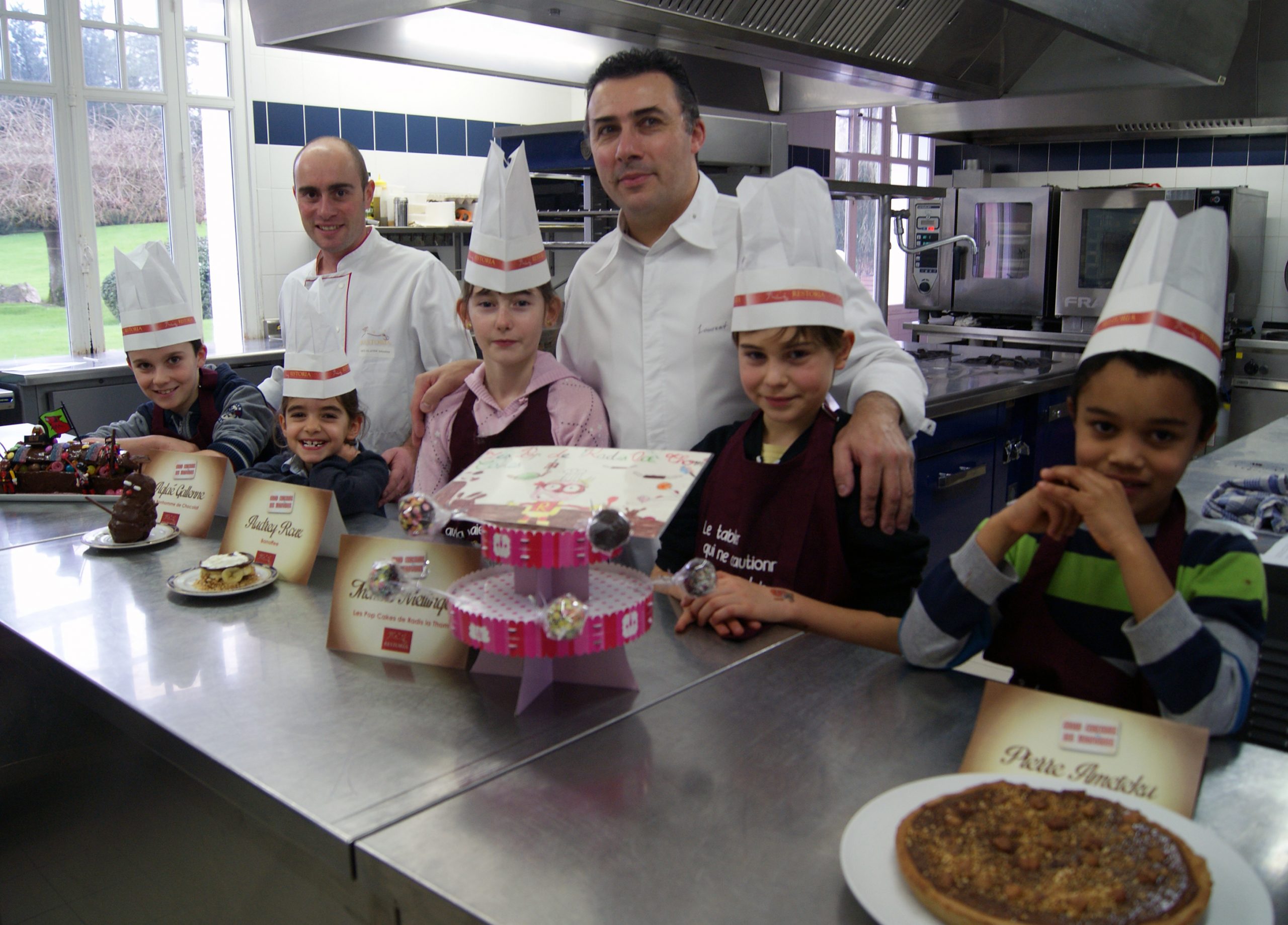 Audrey Roux remporte le concours Minitoques par Restoria