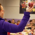 Elior : pour des pommes locales et de saison en cantines