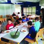 La cantine, bientôt pour tous ?