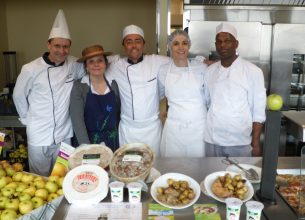 Une restauration toujours plus locale au lycée Jacques Monod avec Jean-Pierre Martin
