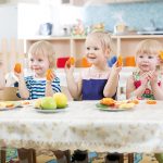 Avancer et manger à petits pas