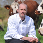 Pour une alimentation scolaire locale avec Anthony Caillot