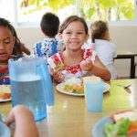 Répondre aux besoins des écoliers en Polynésie française