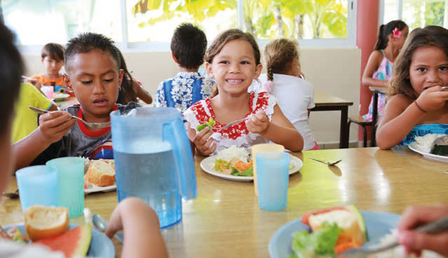 Répondre aux besoins des écoliers en Polynésie française