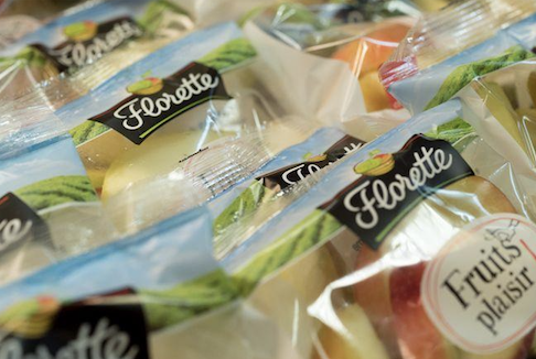 Les fruits frais prédécoupés préférés par les enfants à la cantine
