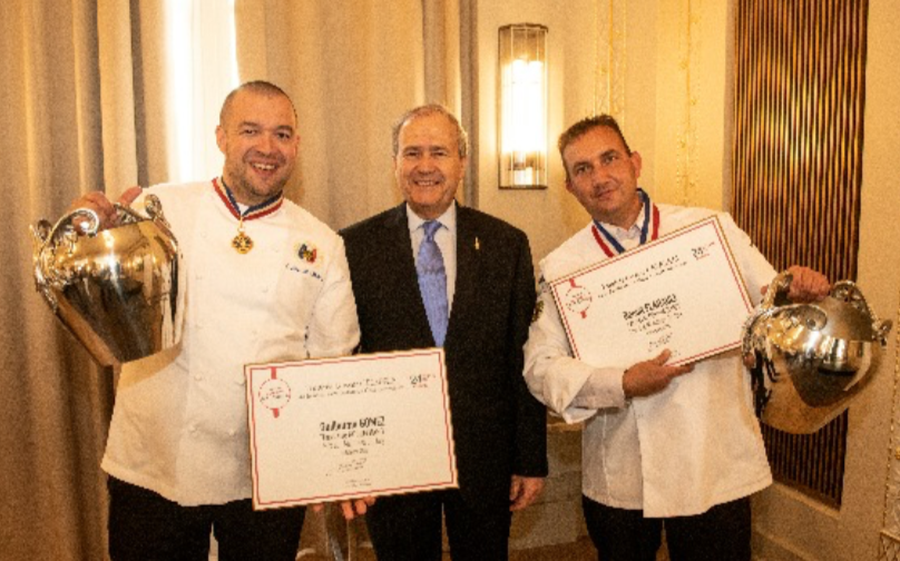 Benoît Flahault et Guillaume Gomez reçoivent le Trophée Gosset Celebris pour « l’Assiette Gourm’Hand »