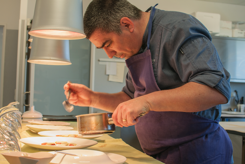 Une cuisine locale chez Léa Nature par Ansamble et Xavier Taffart
