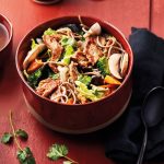 Nouilles soba au veau émincé et champignons