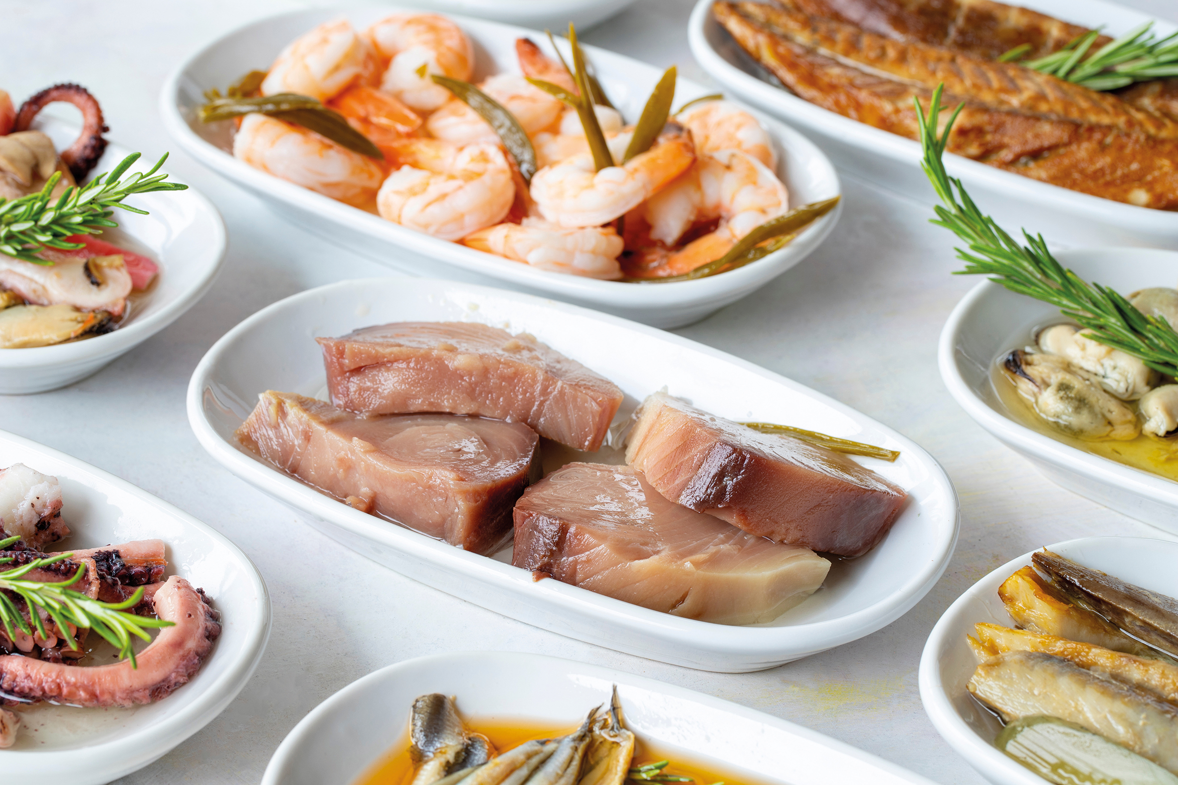 Dossier Poissons et produits de la mer à découvrir dans le magazine Restauration Collective de novembre