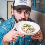Le chef Merouan Bounekraf revisite la raclette pour Foodles