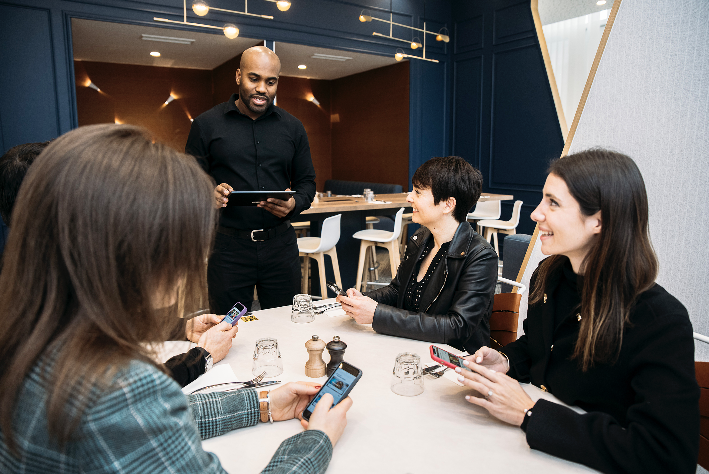 Lancement de Foodi, le service à table digitalisé par Exalt