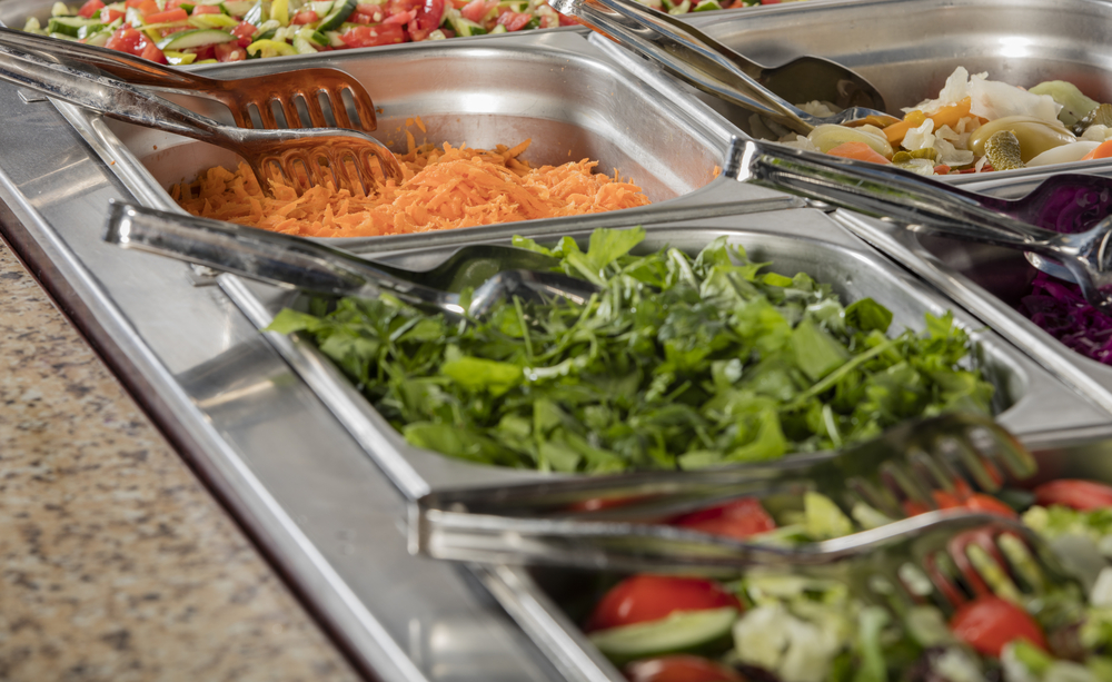 Offre végétarienne à la cantine : le président de la région Auvergne-Rhône-Alpes mis en demeure