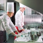 Dossier Hygiène et entretien dans le n° de juin/juillet de Restauration Collective