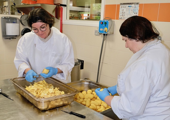 Qualité culinaire et chasse antigaspi au menu quotidien des écoliers de Saint-Martin-en-Haut