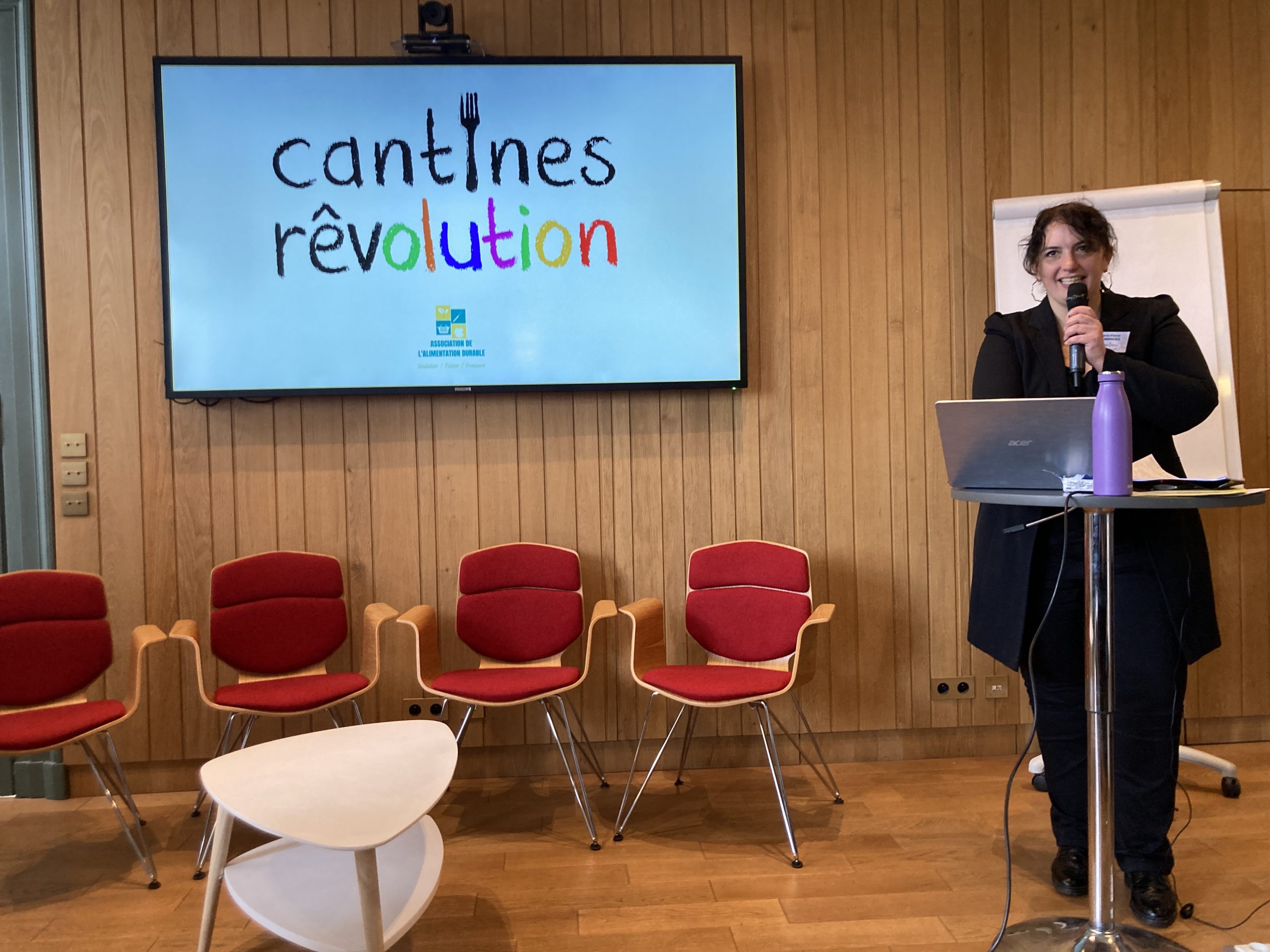 Quelles attentes envers les cantines scolaires ? Une étude fait le point