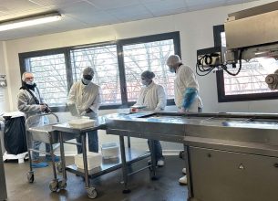 La cuisine centrale du collège Cesária Évora affiche des signes d’exemplarité