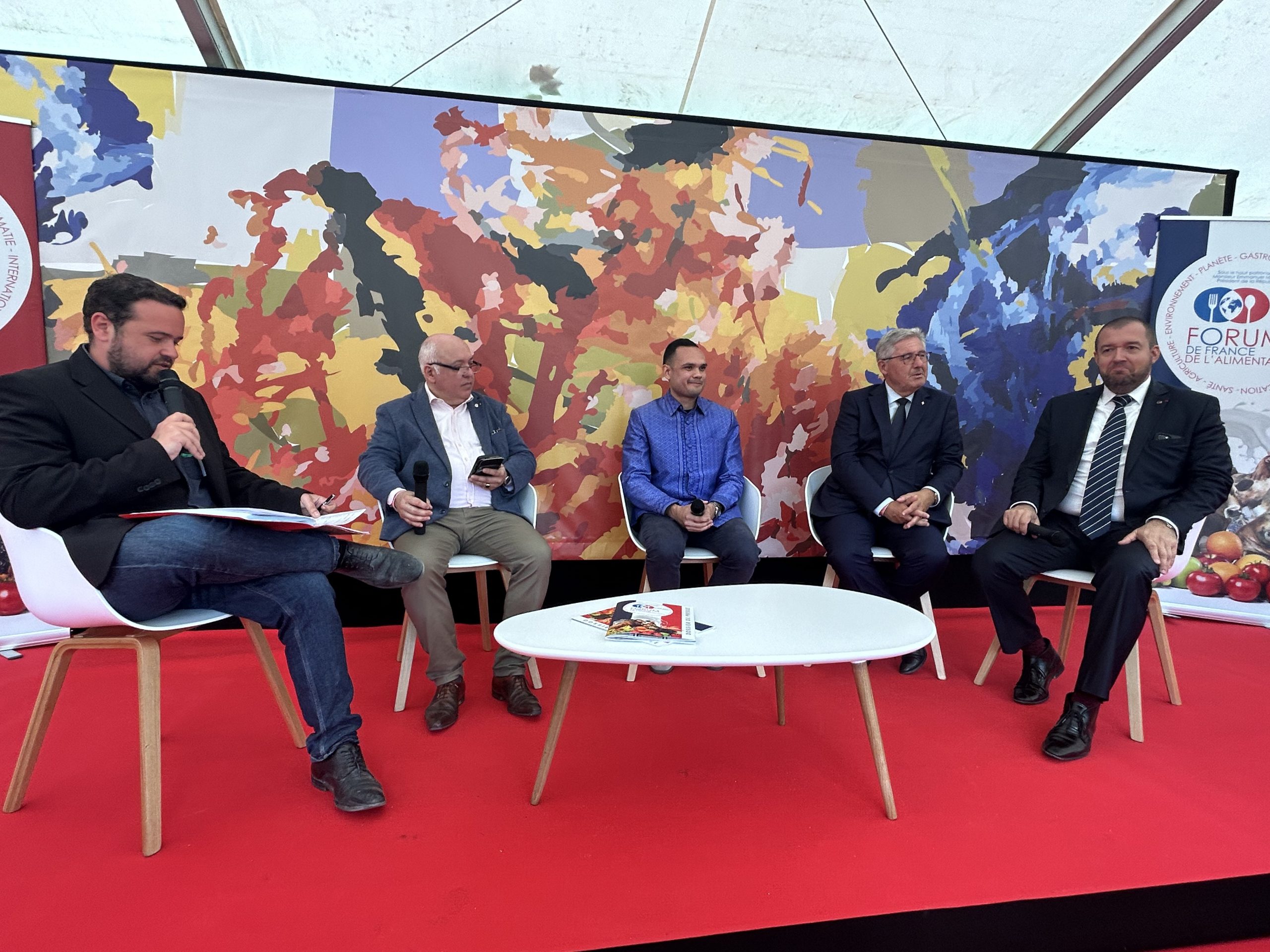 Forum de France de l’Alimentation : la table, un outil d’influence et de paix