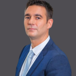 Marc De Oliveira nommé PDG de Compass Group France