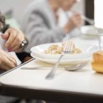 La parole aux convives : Les repas en maison de retraite, entre souvenirs et nutrition
