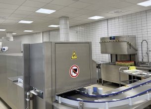 Ergonomie et efficacité en laverie au lycée Jacques Cœur