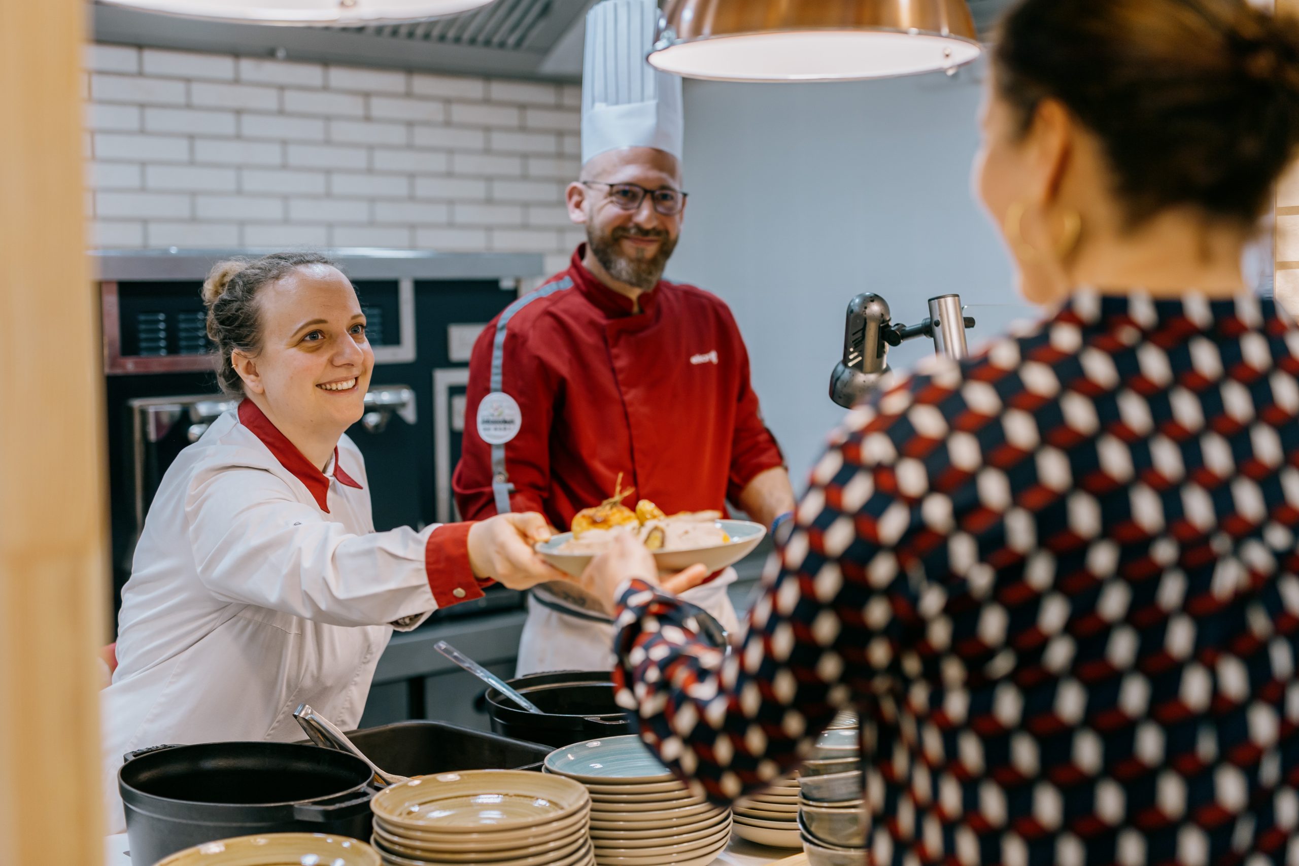 La valorisation des équipes est au coeur du nouveau numéro de Restauration Collective !